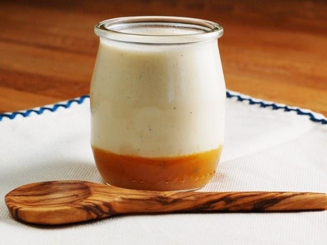 <p> Ayran, vücutta sağlığa zararlı bakterilerin çoğalmasını önlemeye yardım eder.</p>
