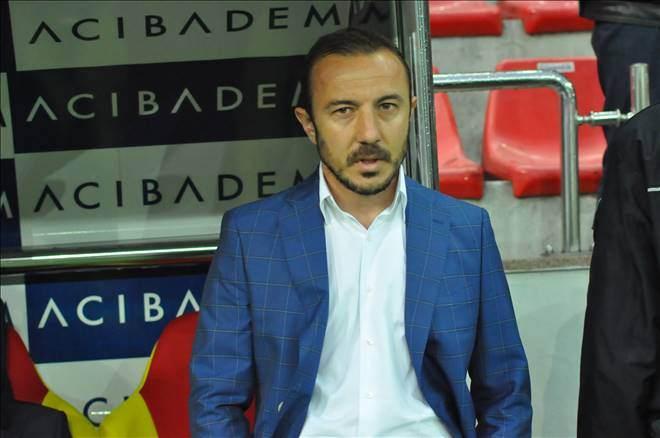 <p>2014-2015 - Kayserispor - Cüneyt Dumlupınar</p>