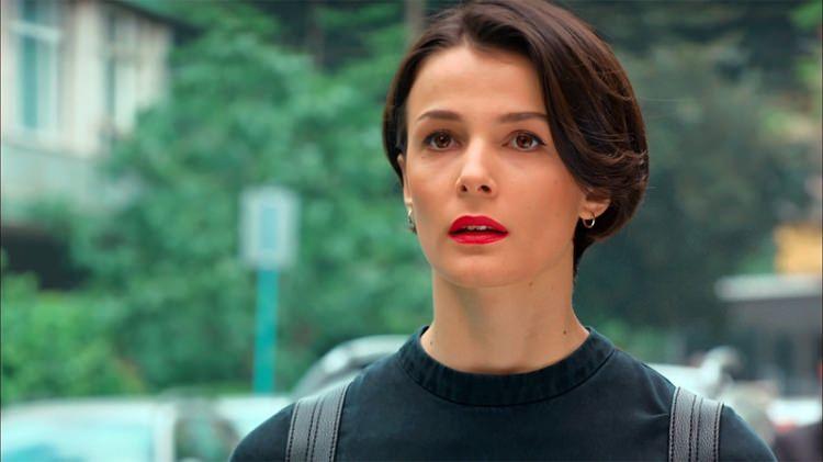 <p>Büşra Develi - 23</p>
