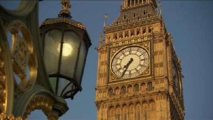 <p>Big Ben (İngiltere).</p>
