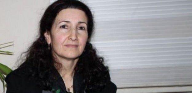 <p>Dargeçit Belediyesi’ne ait basın bülteni dergisinde yapılan baraj ve yatırımlarla ilgili olarak “Devlet, Kürdistan’da Kürt nüfusunu yok etmek için bu kadar alanı talan etmektedir. Bizim kabul edeceğimiz çözüm yolu ne karakol ne baraj yapımlarından geçiyor.”</p>

<p> </p>
