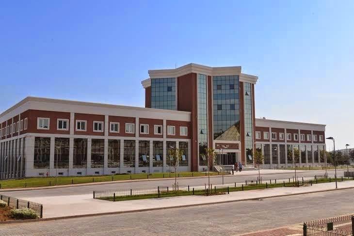 <p>Bilecik Şeyh Edebali Üniversitesi: 3 akademik personel alacak. Son başvuru 16 Mayıs.</p>

<p> </p>
