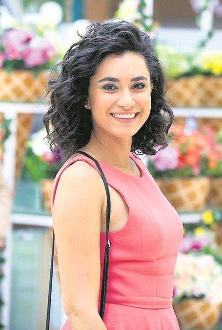 <p>Hande Doğandemir - 31</p>

<p> </p>
