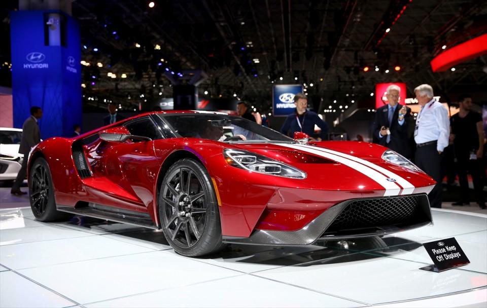 <p>Ford GT</p>
