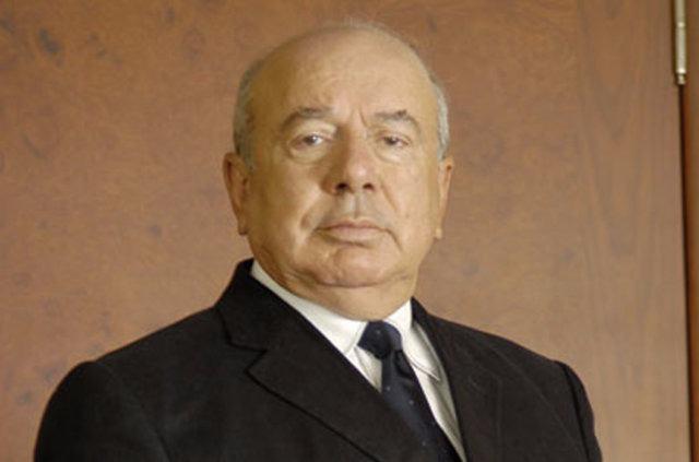 <p>YASA Holding’in hissedarı Yalçın Sabancı’nın çocukları</p>
<p> </p>