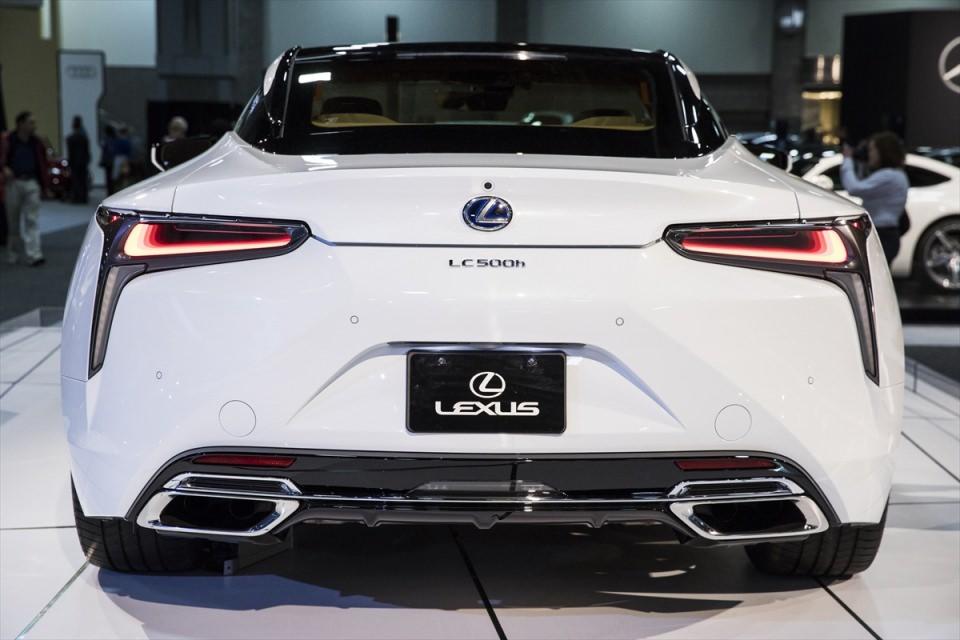 <p>Lexus LC 500h</p>
