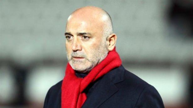 <p>Hikmet Karaman</p>

<p>Ayın 30-35'i gibi TSYD maçımız var.</p>
