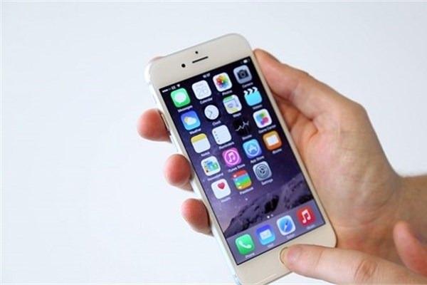 <p>Bir başka iddiaya göre, Apple, iPhone 6S'te Apple Watch Sport'ta bulunan 7000 alüminyum isimli malzemeyi kullanacak.</p>

<p> </p>
