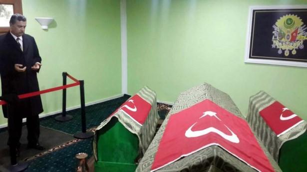 <p>Başkan Güvenç, olumsuz hava koşullarına rağmen büyükşehir personelinin özverili bir şekilde çalıştığın vurgulayarak emeği geçen herkese teşekkür etti.</p>

<p> </p>
