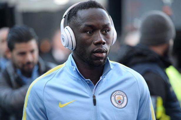 <p>TRANSFER LİSTESİ</p>

<p><strong>Bacary Sagna: </strong>Sözleşmesini uzatmadığı Manchester City'den ayrılacak olan Fransız yıldızın tecrübesi ile sağ bekte Eboue etkisi yaratacağı düşünülüyor.</p>
