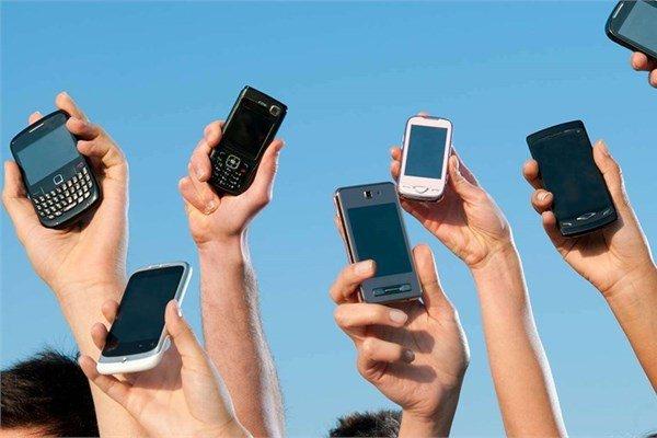 <p>4G için uzun süredir yatırım yaptıklarının altını çizen Turkcell Genel Müdür Vekili İlker Kurugöz, "İhale bugün bile yapılsa şartname koşullarını yerine getirecek noktadayız" ifadelerini kullandı.</p>
