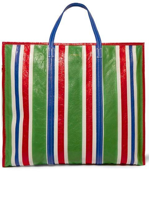 <p><strong>Balenciaga</strong></p>

<p>$ 2.550</p>
