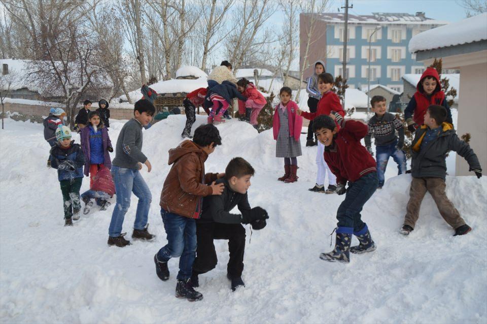 <p>AĞRI</p>
