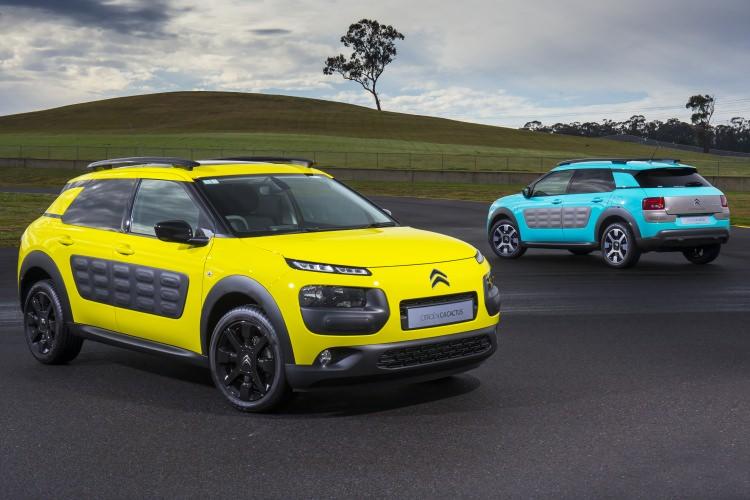 <p><span style="color:#D3D3D3">C4 Cactus modelinin tamamında 6.500 TL’lik indirim uygulanıyor.</span></p>
<p><span style="color:#D3D3D3">Ayrıca C4 Cactus’ün Shine versiyonunda Cam Tavan opsiyonu hediye olarak sunuluyor. </span></p>