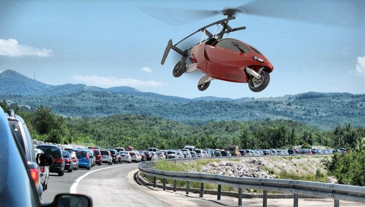 <p><span style="color:#D3D3D3">664 kg ağırlığında olan aracın motoru karada 100 hp ve en yüksek hızı da saatte 160 km. </span></p>