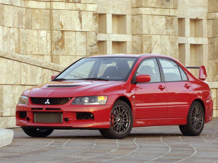 <p>Mitsubishi Lancer Evo</p>
