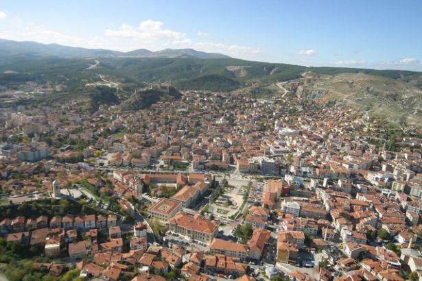 <p>Kastamonu    <br />
235.880 kişi </p>
