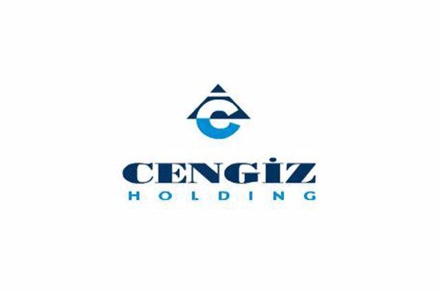 <p>Ahmet Cengiz, Dilek Cengiz, Zeynep Cengiz, Hülya Cengiz</p>

<p> </p>
