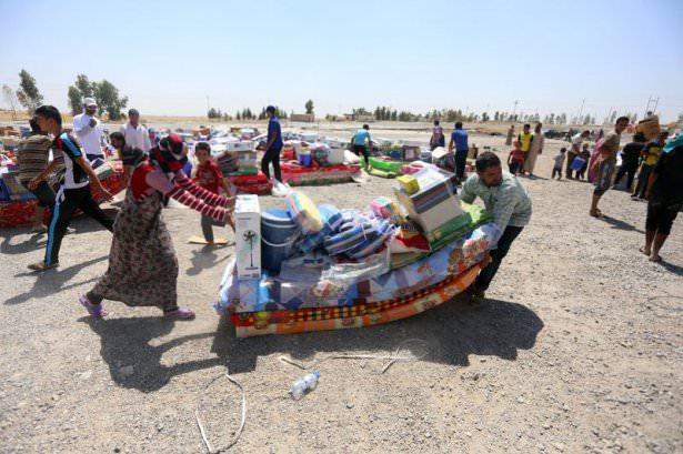 <p> Son olarak IŞİD terör örgütünün zulmünden kaçan 'Şebek'ler, Saddam döneminden sonra da Irak’taki kaos nedeni ile El Kaide gibi terör örgütlerin saldırısına maruz kaldı.</p>