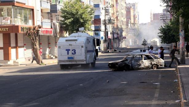 <p><em><strong>DİYARBAKIR</strong></em></p>
