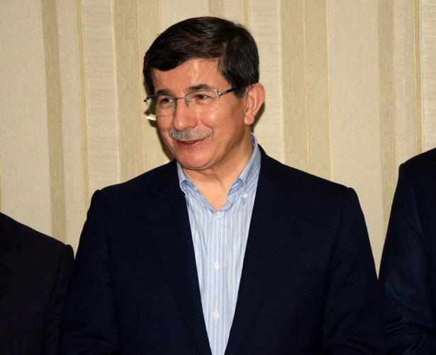 <p>Ahmet Davutoğlu</p>
