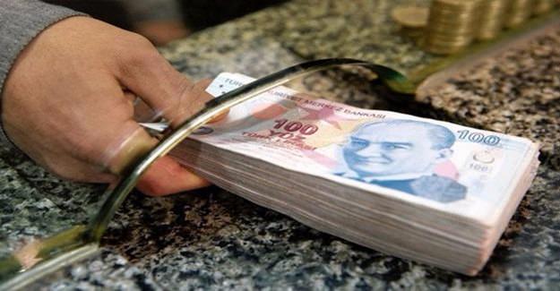 <p> İşsizlik maaşında üst sınırın kademeli olarak artırılması formülü üzerinde duruluyor. </p>
