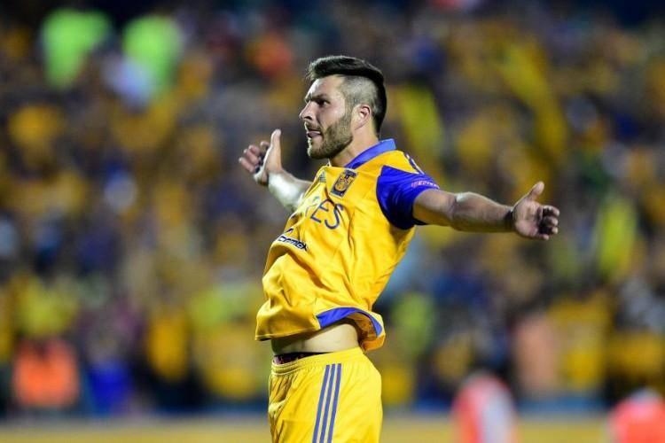<p><strong>Andre-Pierre Gignac (Tigres)</strong></p>

<p>Galatasaray'ın daha önce de istediği ve Meksika yolunu tutan Gignac'ın ismi de Galatasaray ile anılıyor. Devre arasında bir gelişme yaşanabilir.</p>
