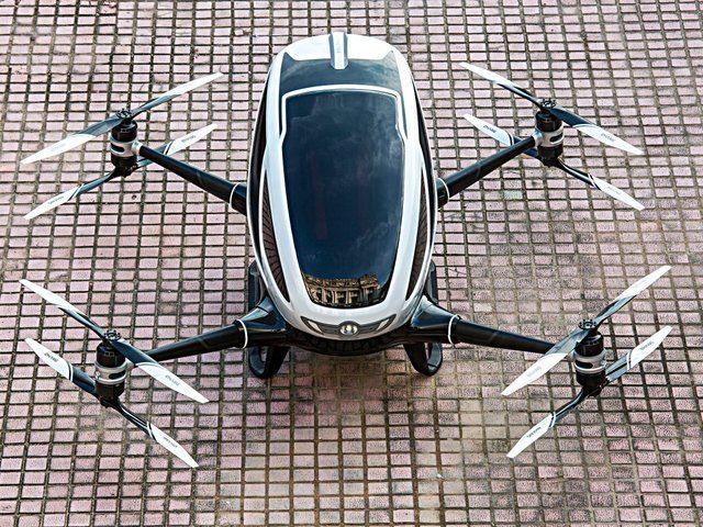 <p><strong>OLASI BİR TEHLİKE ANINDA</strong></p>

<p>Olası bir tehlike durumunda, herhangi bir sistemin arızalanması söz konusu olduğunda Ehang 184 güvenli uçuş moduna geçiyor ve uygun bir noktaya iniş yaparak yolcuyu tehlikeye sokmuyor. </p>
