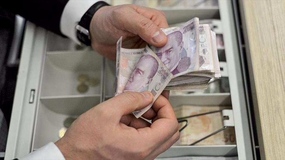 <p>Yani maaşınız yüksek de olsa tazminatınız bu rakamdan hesaplanacak. Ocak ayı ile birlikte bu rakam memur maaş katsayılarına göre yeniden artacak.</p>
<p> </p>