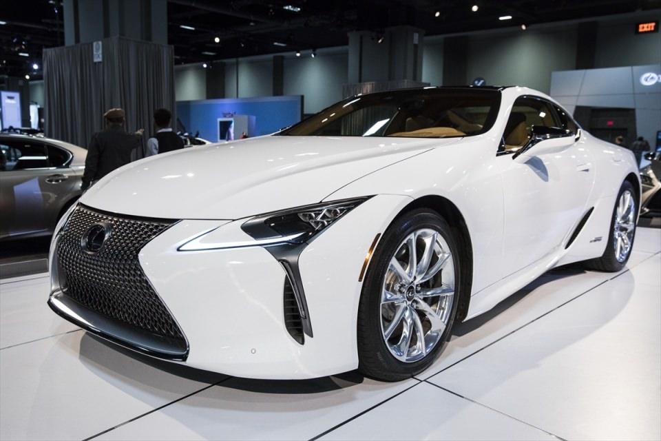 <p>Lexus LC 500h</p>
