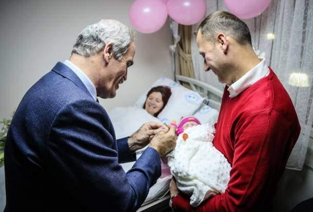 <p><strong>Elif </strong></p>

<p>Doğum yeri: Bursa</p>

