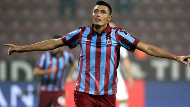 <p>Oscar Cardozo - Yaşı: 33 - Olympiakos</p>
