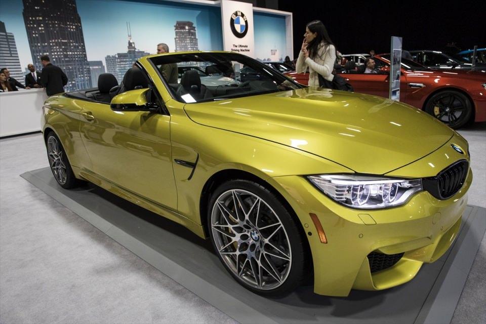 <p>BMW M4 Covertible</p>
