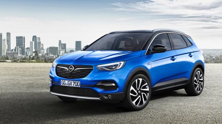 <p><span style="color:#FFA07A"><strong>OPEL GANDLAND X</strong></span> standart donanımıyla teste girdi.</p>
