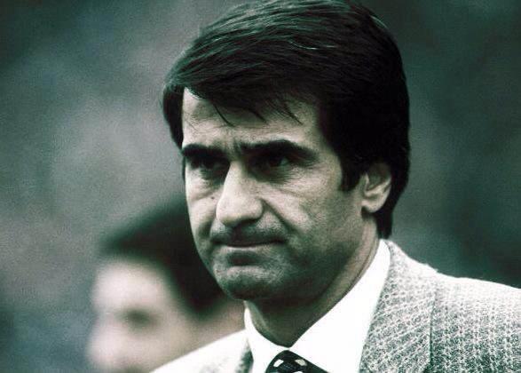 <p>Şenol Güneş (1996)</p>
