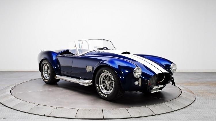 <p>AC Cobra</p>
