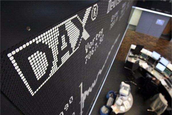 <p><strong>Dax</strong><br />
Alman Borsa Endeksi (Dax) 2015'te yüzde 7 değer kazandı.</p>
