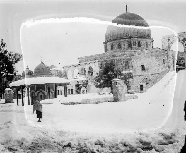 <p>O dönemde İngiltere yönetimi altında bulunan şehrin 1921 yılında yağan aşırı kar yağışı batılı fotoğrafçılar tarafından böyle belgelendi... </p>

<p> </p>
