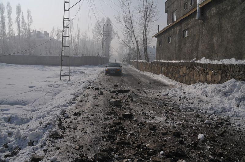 <p>Polis patlamayla ilgili soruşturma başlattı.</p>