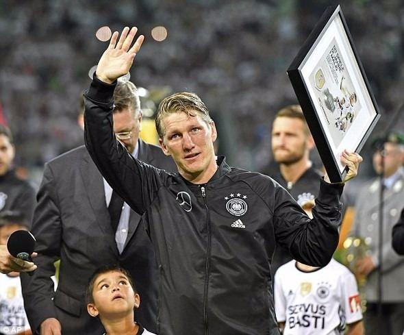 <p>1- Schweinsteiger Almanya Milli Takımı'na gözyaşları ile veda etti.</p>

