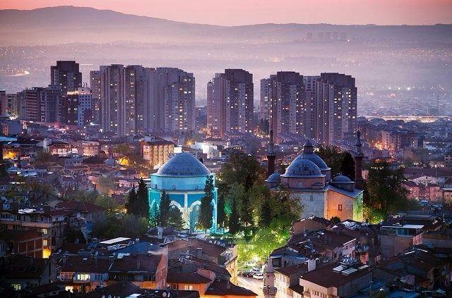 <p><strong>35 Bursa</strong></p>

<p>Mutluluk düzeyi: % 61,1</p>

