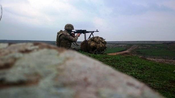 <p>Başlatılan operasyonda PKK’lılar 35 KM’lik alan üzerinde didik didik aranıyor. </p>