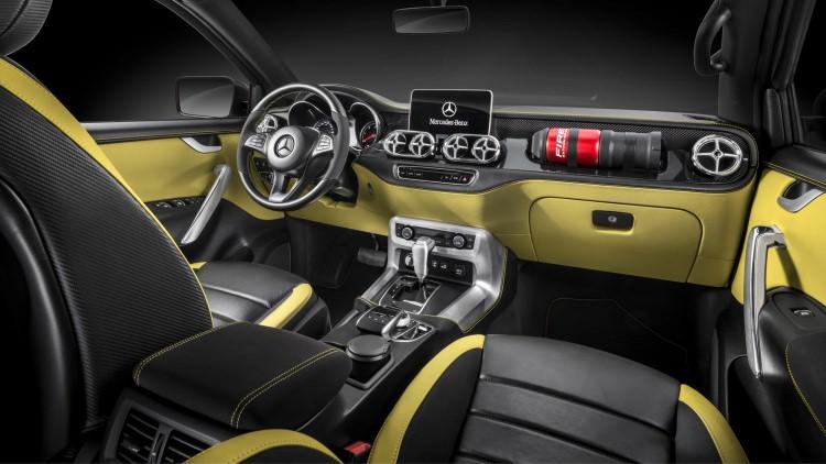 <p>Mercedes X Class Pickup</p>
