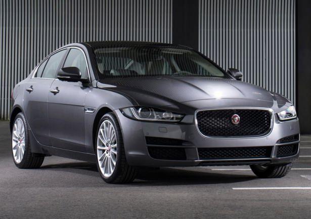 <p>Jaguar XE</p>
