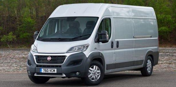<p>Otomobillerinden Punto'yu 35 bin 480, Fiat Panda'yı 33 bin 400 ve Linea'yı 35 bin 800 TL'den; hafif ticari araçlarından Fiorino'yu 32 bin 960 TL, Yeni Doblo'yu 38 bin 510 TL'den başlayan başlayan fiyatlarla satan Fiat, daha uzun vadede ödeme yapmak istenmesi halinde hem otomobil hem de hafif ticari araçlar için 40 bin TL 48 aya kadar yüzde 0,77 faizli kredi avantajından yararlandırıyor</p>
<p> </p>
