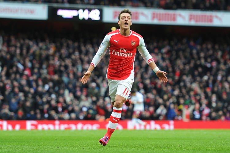 <p>Mesut Özil</p>
