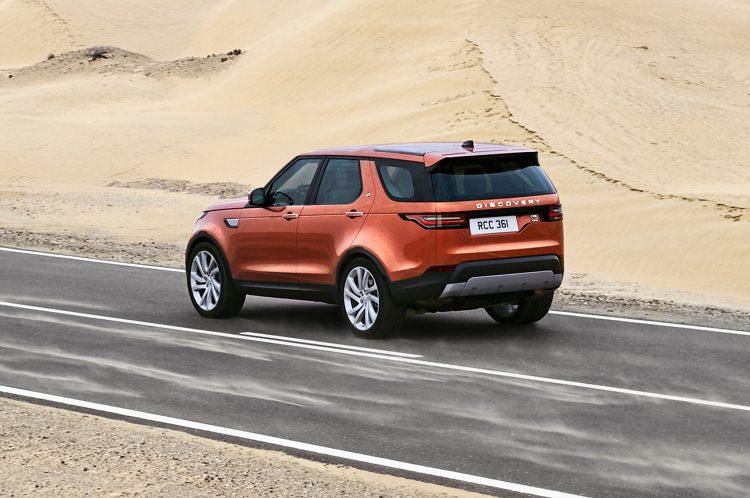 <p>Land Rover Discovery</p>
