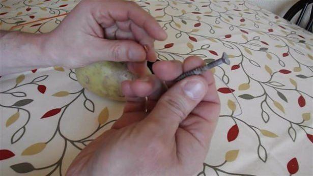 <p>Sadece bir kaç dakika içerisinde arabayı yapan kişi görüntülerin sonlarına doğru da yaptığı arabayı test ediyor.</p>

<p> </p>
