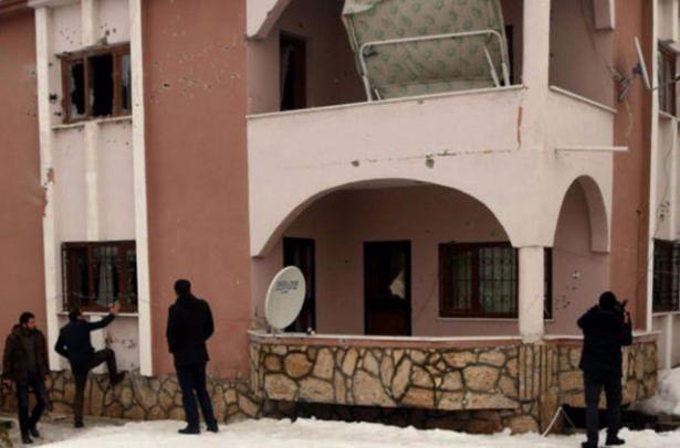 <p>-‘Rubar Gevda’ kod adlı D.A., sözde Başkale gücünde sorumlu seviyede faaliyet yürüttü.</p>
<p> </p>