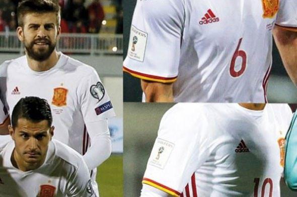 <p>İspanya’nın Arnavutluk ile karşı karşıya geldiği ve Boğalar'ın 2-0 kazandığı maçta Pique’nin forması dikkat çekti.</p>
